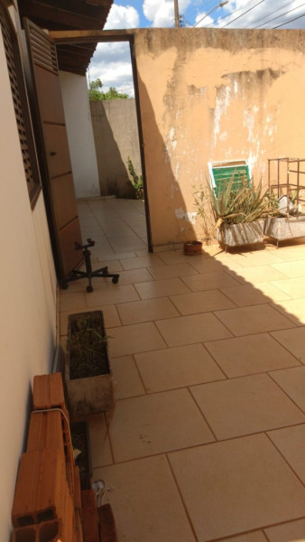 Imagem 10 da galeria do anúncio: Alugo quarto em residência