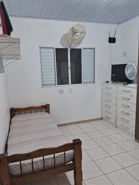 Imagem 2 da galeria do anúncio: SOMENTE ESTUDANTES MULHERES