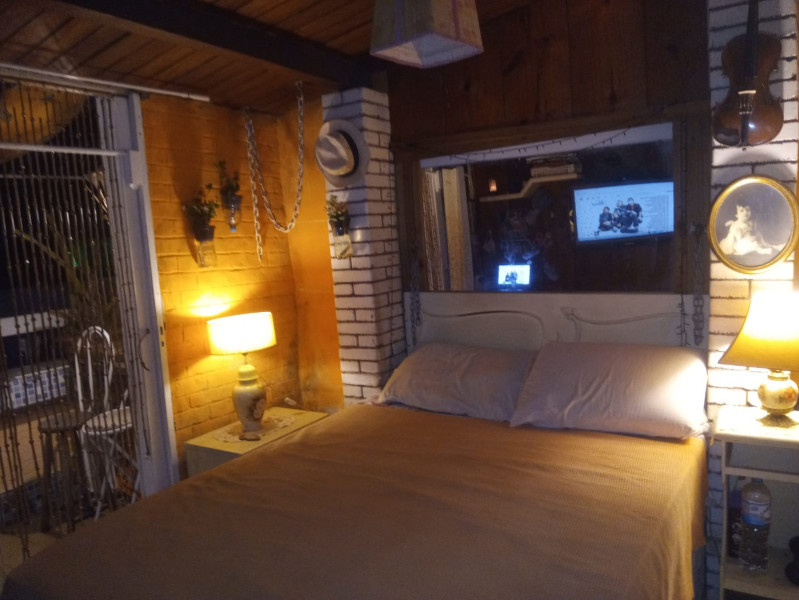 Imagem 2 da galeria do anúncio: Alugo quarto de solteiro em Copacabana.