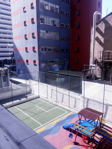 Imagem 2 da galeria do anúncio: Quarto para moça