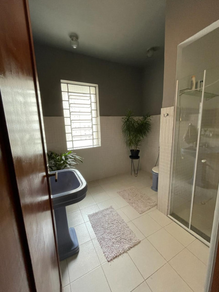 Imagem 17 da galeria do anúncio: Quarto confortavel e amplo no centro de SP