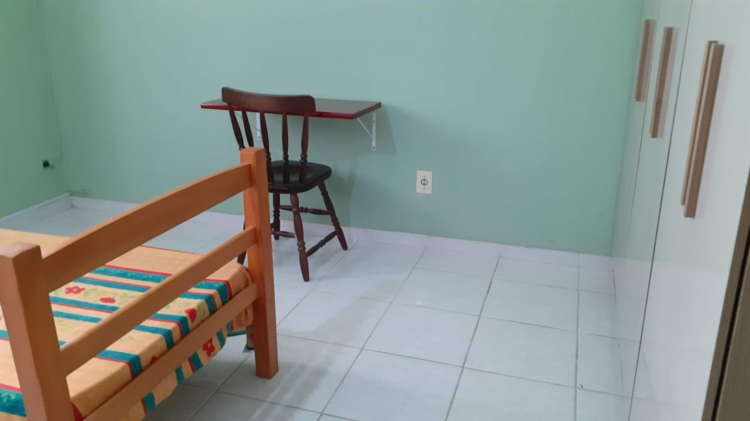 Imagem 5 da galeria do anúncio: Quarto  Individual  somente para rapaz.