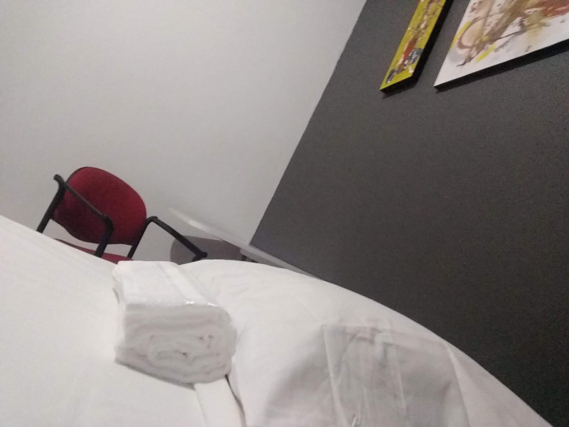 Imagem 5 da galeria do anúncio: Quarto individual, aconchegante para o publico Corporativo