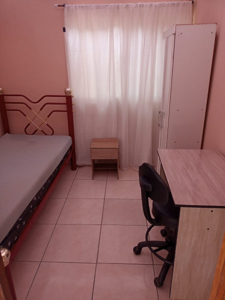 Imagem 17 da galeria do anúncio: Casa Compartilhada/Quartos No Jardim Botânico.