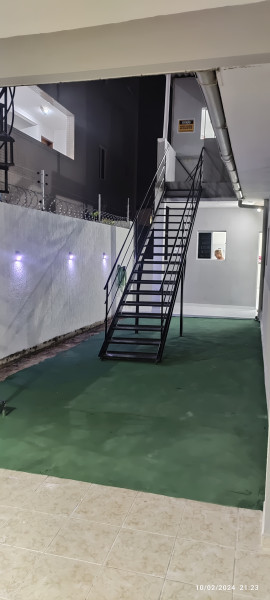 Imagem 3 da galeria do anúncio: Quarto mobiliado em casa compartilhada (cozinha, sala, etc)