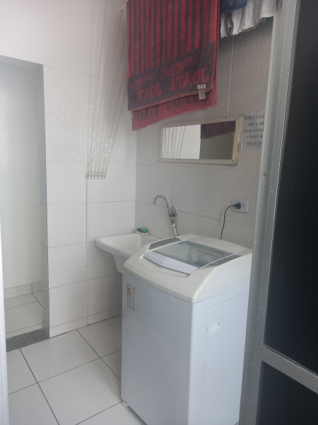 Imagem 10 da galeria do anúncio: QUARTO MOBILIADO C VARANDA