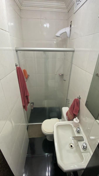 Imagem 5 da galeria do anúncio: Alugo Suíte DCE de alto padrão no Centro