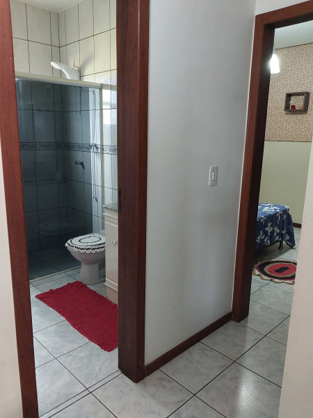 Imagem 3 da galeria do anúncio: Quarto individual em casa de família.