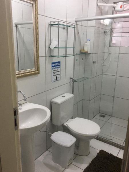 Imagem 8 da galeria do anúncio: QUARTO INDIVIDUAL C/ BANHEIRO COMPARTILHADO