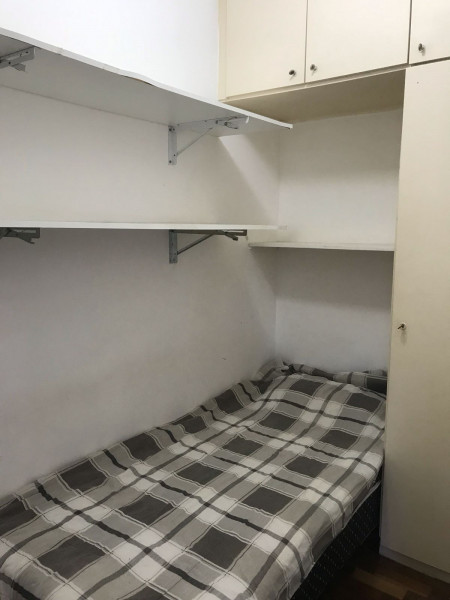 Imagem 4 da galeria do anúncio: Quarto com banheiro