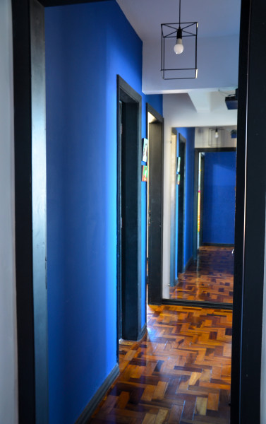 Imagem 15 da galeria do anúncio: Quarto ensolarado e espaçoso em apê tranquilo e central