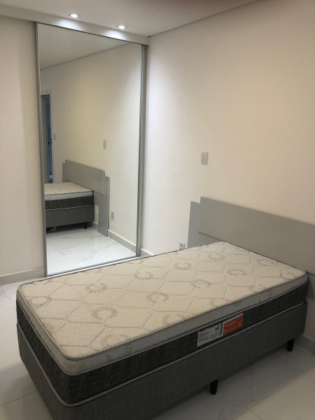 Imagem 2 da galeria do anúncio: Quarto individual amplo do lado da Savassi e da Fumec