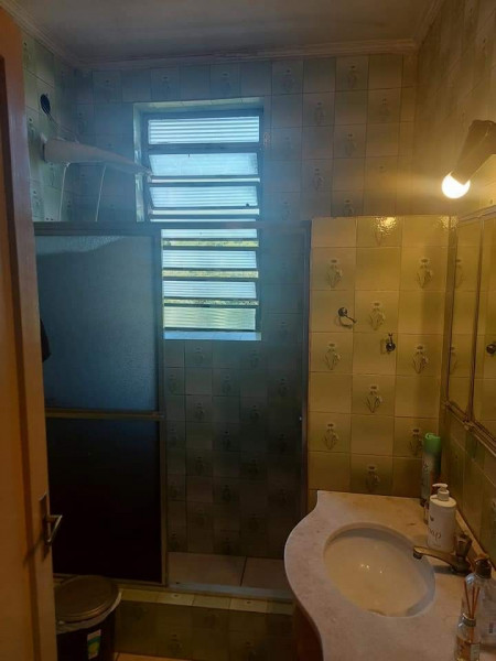 Imagem 6 da galeria do anúncio: Quarto pequeno para alugar