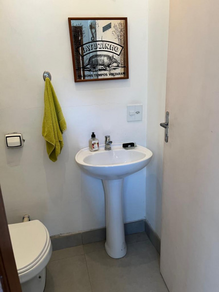 Imagem 8 da galeria do anúncio: Edícula - Quarto mobiliado - Chácara Santo Antônio