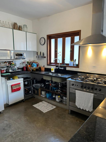 Imagem 11 da galeria do anúncio: Edícula - Quarto mobiliado - Chácara Santo Antônio