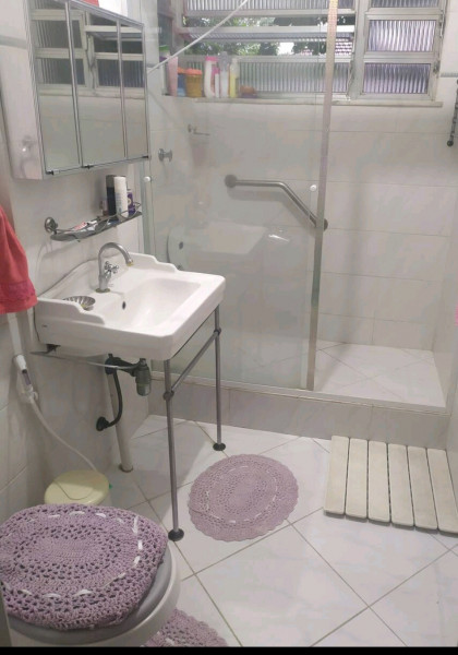 Imagem 7 da galeria do anúncio: Suite ao lado do metro e praia de Botafogo