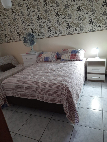 Imagem 1 da galeria do anúncio: Quarto individual em casa de família.