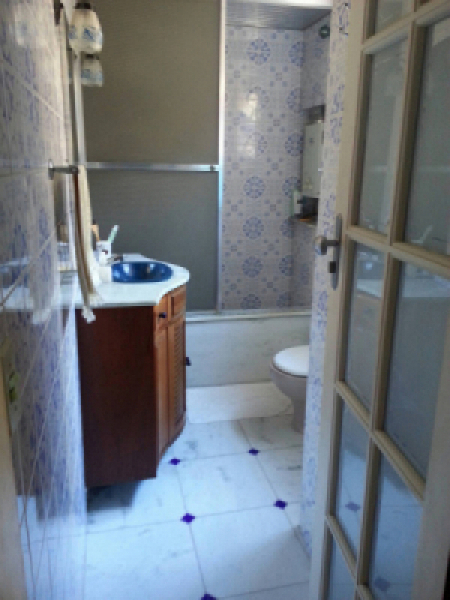 Imagem 15 da galeria do anúncio: Alugo quarto 30 m individual em casa na Tijuca proximo metro