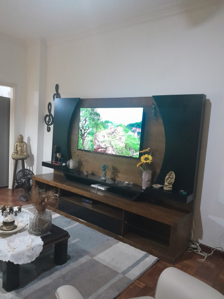 Imagem 1 da galeria do anúncio: Alugo vagas em apartamento só para moças.