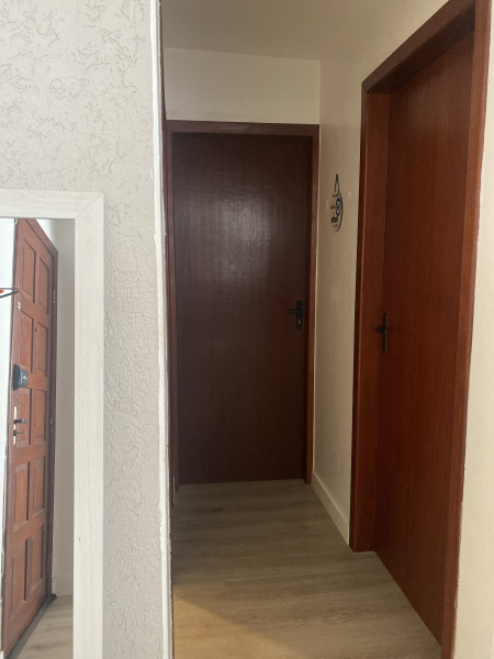 Imagem 11 da galeria do anúncio: Quarto em Coqueiros