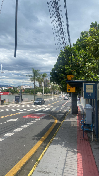 Imagem 15 da galeria do anúncio: Quarto em Coqueiros