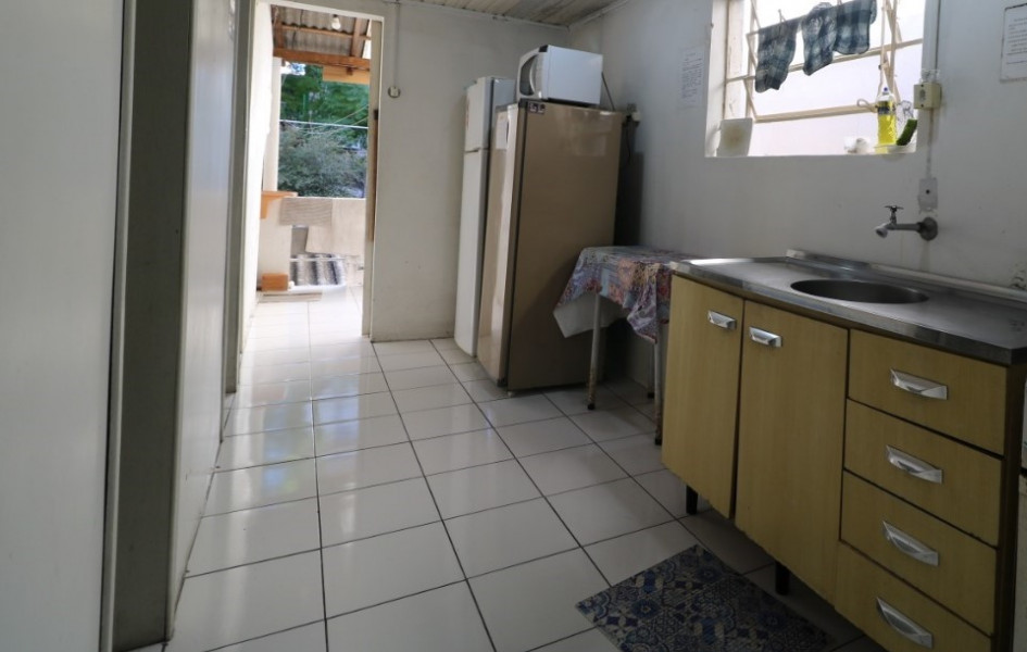 Imagem 4 da galeria do anúncio: Quarto individual mobiliado no Bom Fim