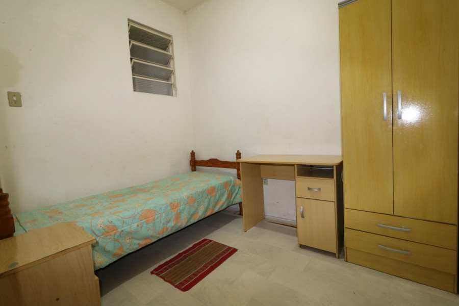 Imagem 2 da galeria do anúncio: Quarto individual mobiliado no Bom Fim