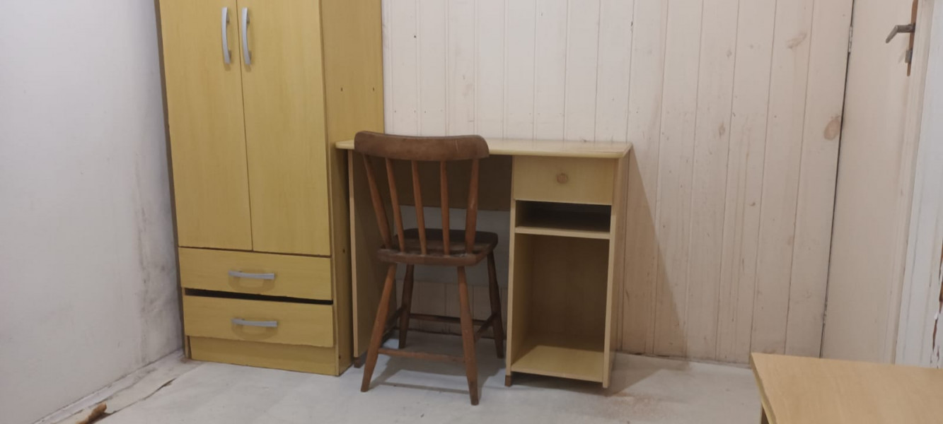 Imagem 3 da galeria do anúncio: Quarto individual mobiliado no Bom Fim