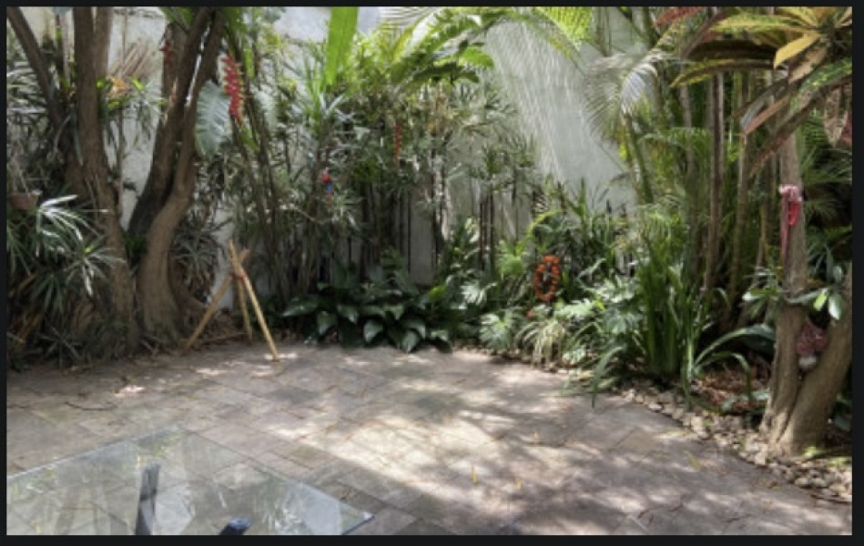 Imagem 7 da galeria do anúncio: Suíte ampla e confortável em casa compartilhada – ambiente t