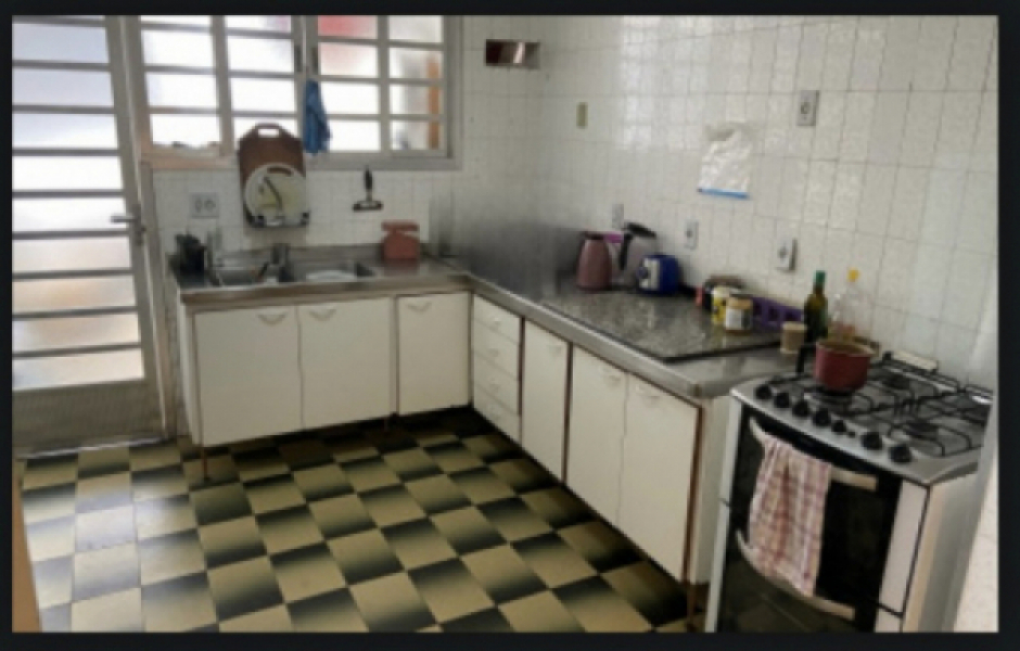 Imagem 10 da galeria do anúncio: Suíte ampla e confortável em casa compartilhada – ambiente t