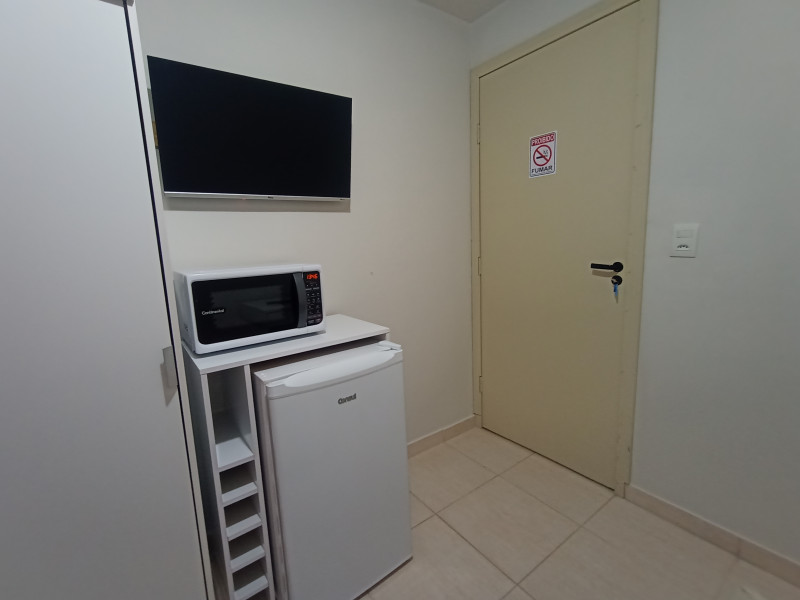 Imagem 3 da galeria do anúncio: Quarto mobiliado