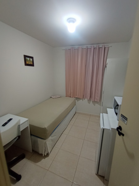 Imagem 1 da galeria do anúncio: Quarto mobiliado