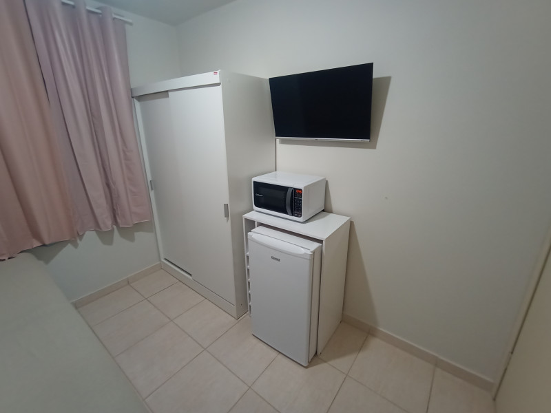 Imagem 5 da galeria do anúncio: Quarto mobiliado