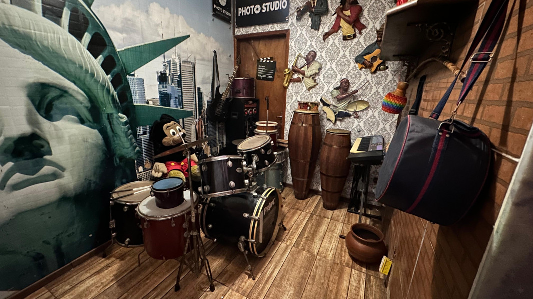 Imagem 7 da galeria do anúncio: ALUGO EXCELENTE QUARTO A PESSOAS EXIGENTES NO CENTRO