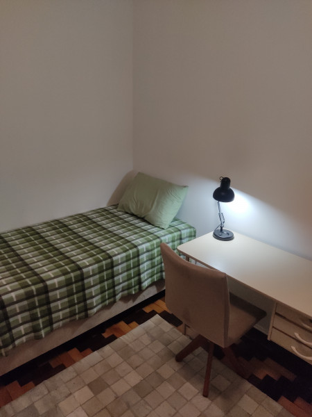 Imagem 2 da galeria do anúncio: quartos individuais mobiliados