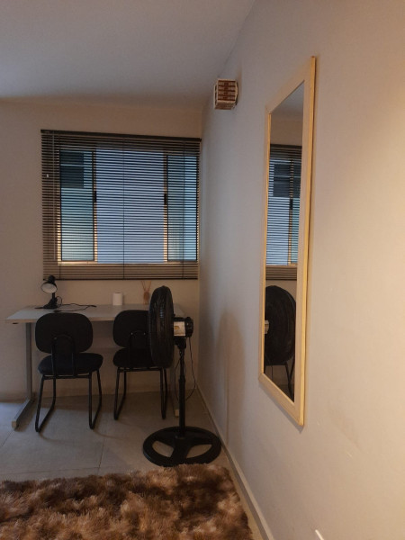 Imagem 5 da galeria do anúncio: Casa ceci: quarto 6