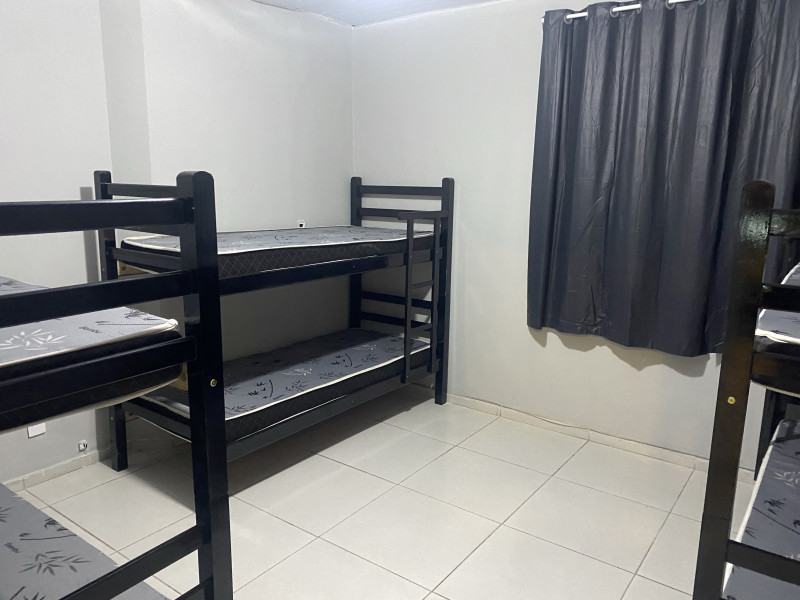 Imagem 3 da galeria do anúncio: Quarto Compartilhado Metro Ana Rosa