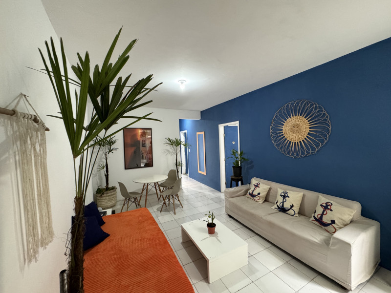 Imagem 2 da galeria do anúncio: Quarto em ap  no Largo da Dinha