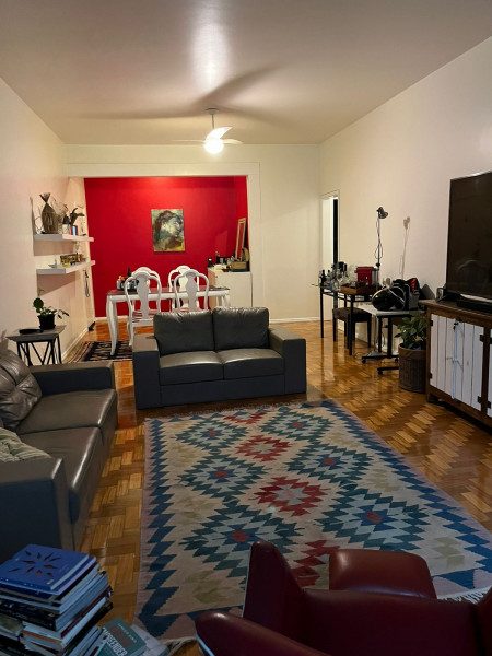 Imagem 5 da galeria do anúncio: Quartos amplos , apt grande e confortavel em Copacabana