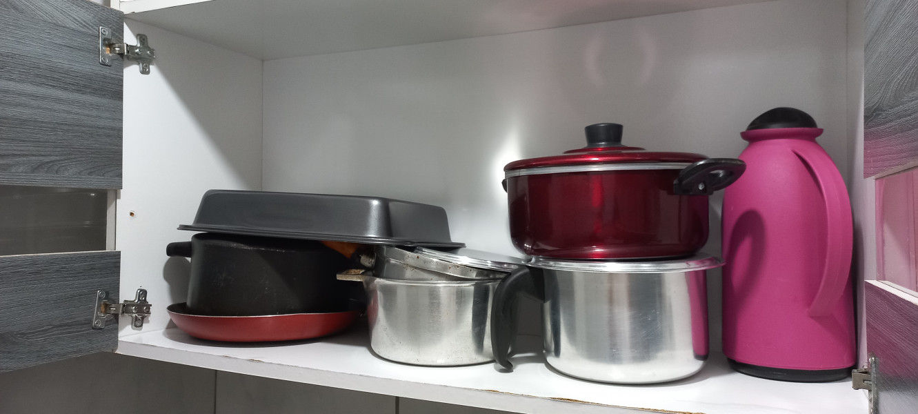 Imagem 8 da galeria do anúncio: Pensionato Feminino Très Jolie - QUITINETES E QUARTOS