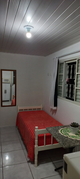 Imagem 3 da galeria do anúncio: Pensionato Feminino Très Jolie - QUITINETES E QUARTOS