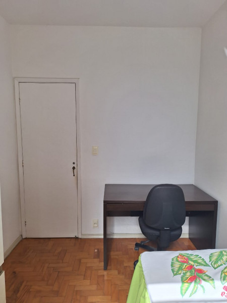 Imagem 1 da galeria do anúncio: VAGA FEMININA - QUARTO INDIVIDUAL - ((não mobiliado))