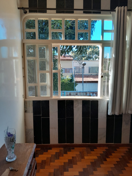 Imagem 13 da galeria do anúncio: Quartos Mobiliados na Asa Sul