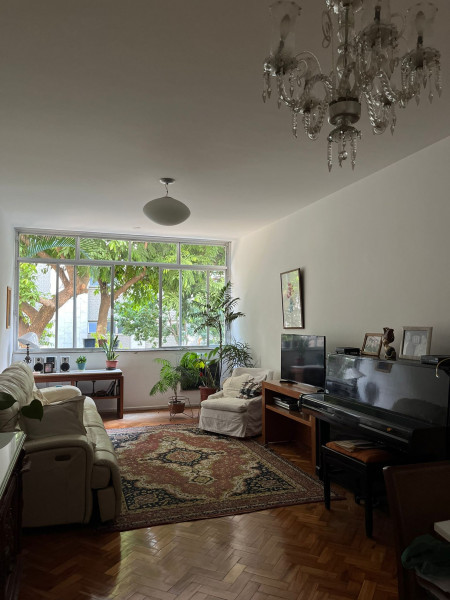 Imagem 6 da galeria do anúncio: quarto amplo no coração de ipanema