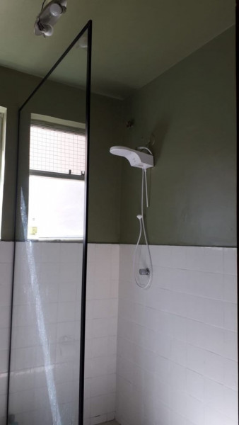 Imagem 8 da galeria do anúncio: Quarto DCE mobiliado na Savassi