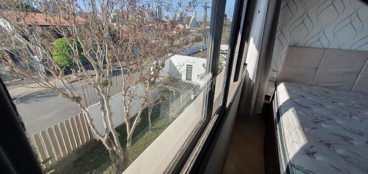 Imagem 9 da galeria do anúncio: Quarto p/estudantes 100 metros UFPR,PUC,JARDIM Botânico