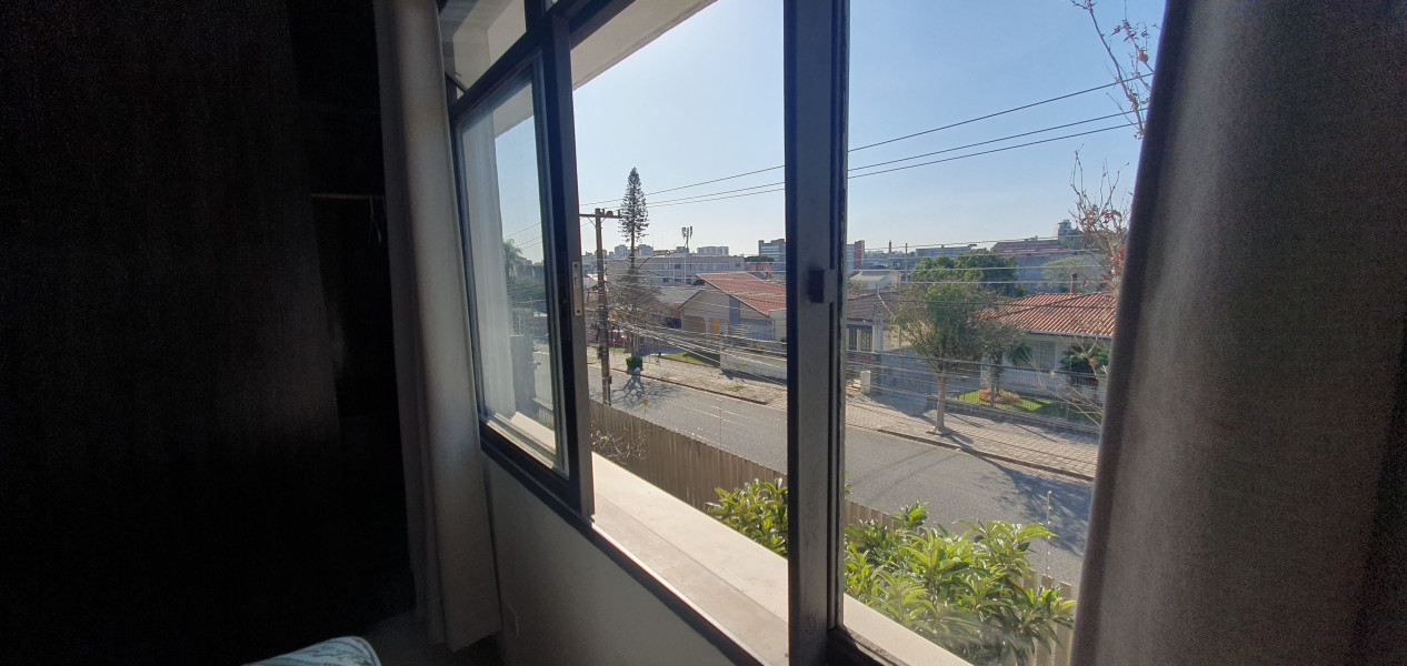 Imagem 5 da galeria do anúncio: Quarto p/estudantes 100 metros UFPR,PUC,JARDIM Botânico