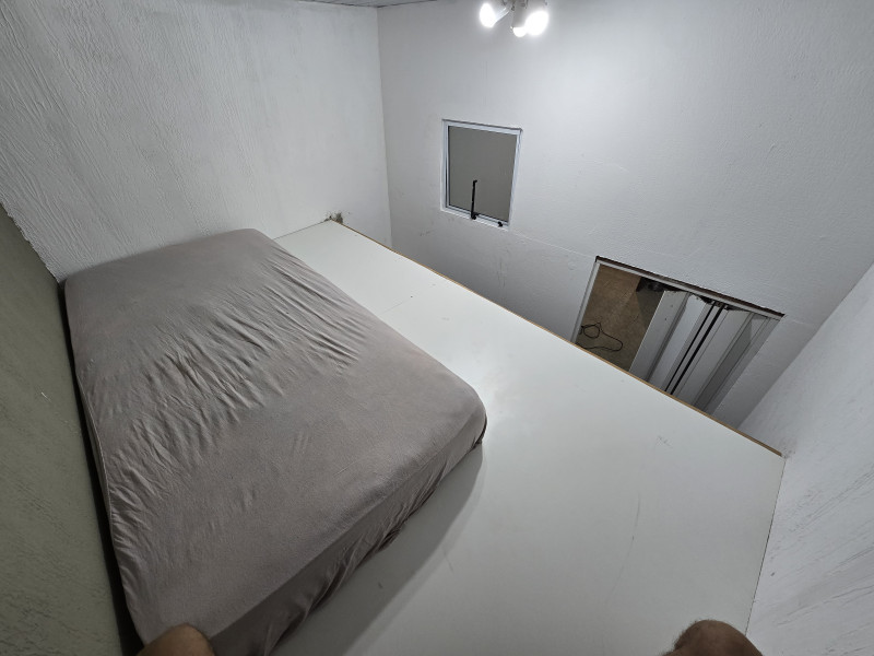 Imagem 4 da galeria do anúncio: Alugo quarto individual no coração de Laranjeiras