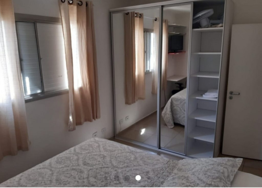 Imagem 1 da galeria do anúncio: Quarto super localizado na Simão