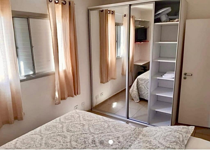 Imagem 2 da galeria do anúncio: Quarto super localizado na Simão